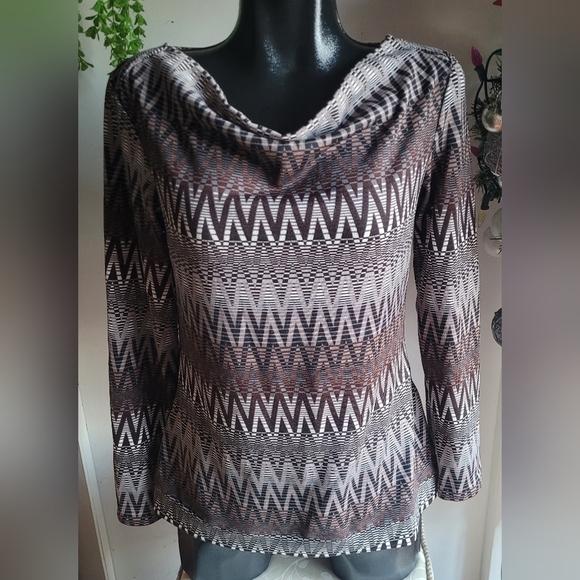 Nicole Benisti Signature Collection Zigzag Patterned Top - Picture 1 of 7